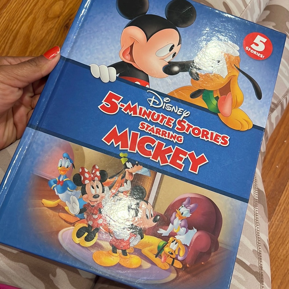 Mickey Mouse 5 minute stories